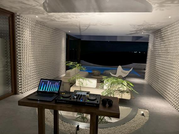 whatsapp image 2024-07-01 at 10.04.26 (12).jpeg