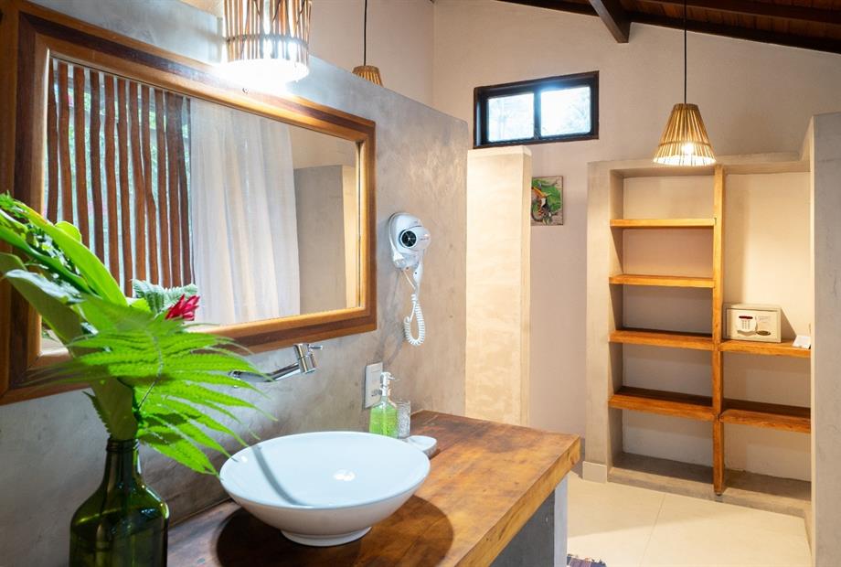 whatsapp image 2024-05-17 at 12.33.29 (1).jpeg