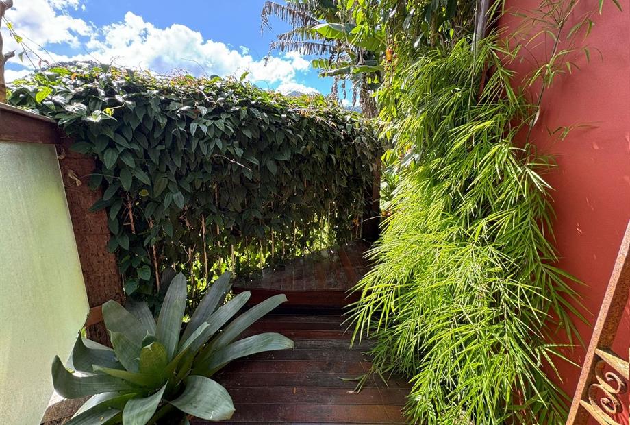 whatsapp image 2024-04-26 at 10.25.13 (2).jpeg