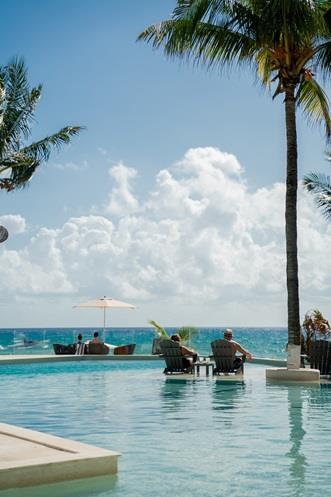 the beachfront by the fives hotels_16.jpg