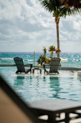 the beachfront by the fives hotels_13.jpg