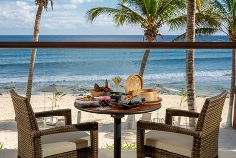 Beachfront Suite - 6-epic beachfront superior room.jpg