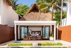 Beachfront Swim Up Suite - 4-epic beachfront swim up suite.jpg