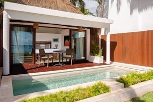 Beachfront Swim Up Suite - 3-epic beachfront swim up suite.jpg