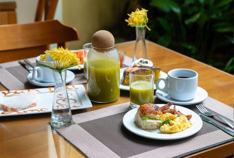 whatsapp image 2025-04-06 at 18.33.17.jpeg