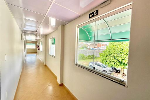 corredor - estacionamento.jpeg