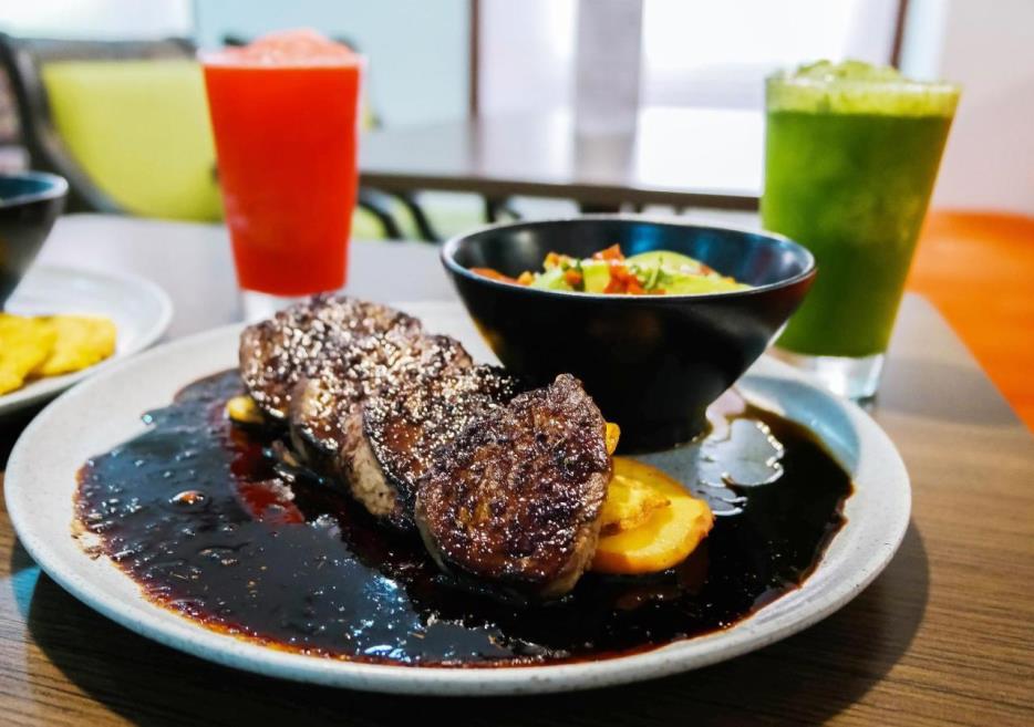 d1180194-99f1-4456-b43c-b3c2c9efbdce.jpg