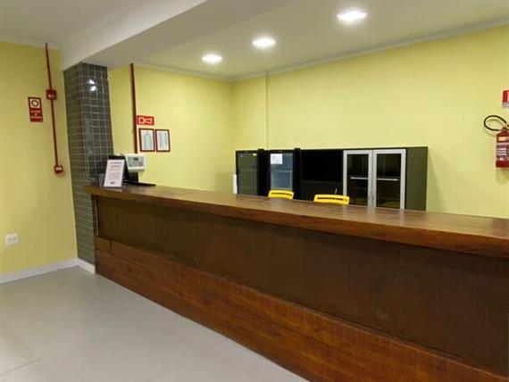 balcão recepção.jpeg