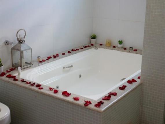 57f88bd7-9cc5-4b38-ad9b-ede74e6e68a3.jpg