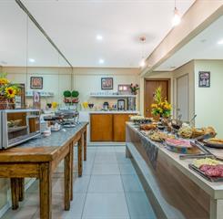 hotel alameda alegra - sala do café-3.jpg