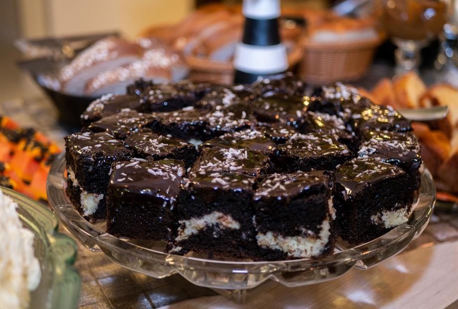 hotel alameda alegra - mesa do café-7.jpg