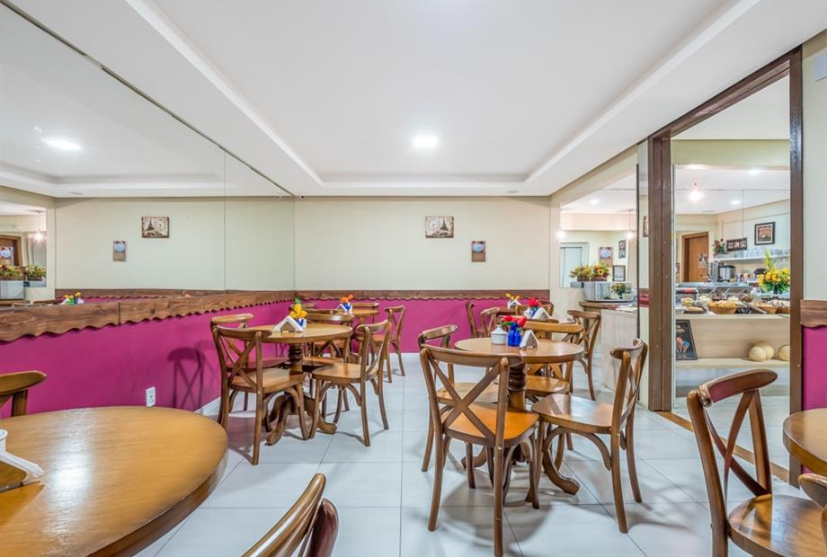 hotel alameda alegra - sala do café-6.jpg