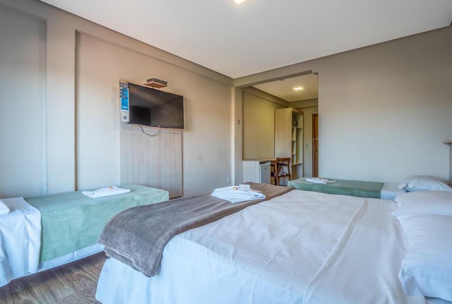 hotel alameda alegra - apto 303-4.jpg