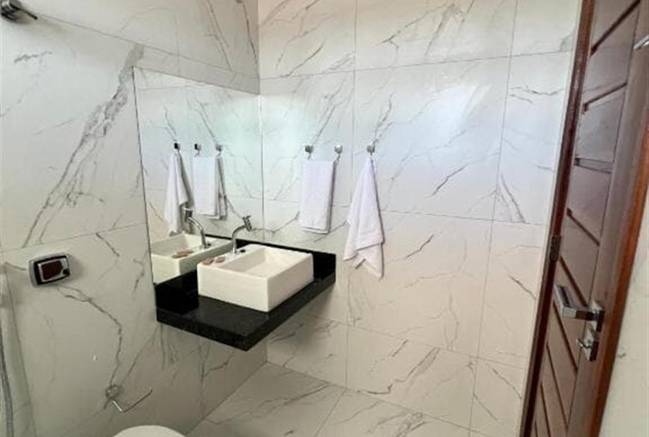 banheiro quarto.jpg
