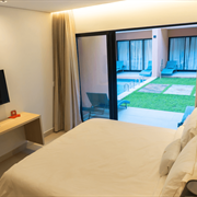 SUITE LUXO VARANDA JARDIM