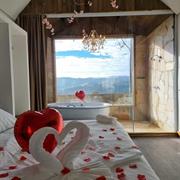 Suítes com Vista Panorâmica e Banheira de Hidro 1