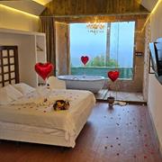 Suítes com Vista Panorâmica e Banheira de Hidro 3