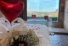 Suítes com Vista Panorâmica e Banheira de Hidro 2