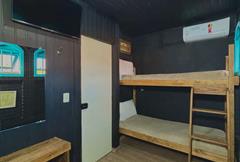 Cama em Quarto Compartilhado Feminino