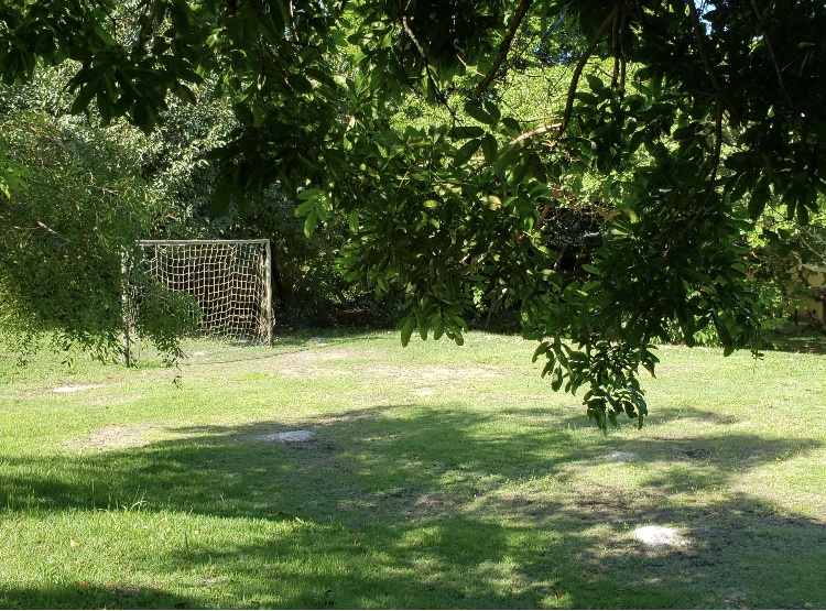 escolhida - campo de futebol - foto 01.jpg