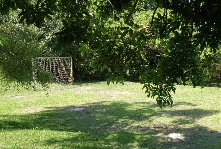 escolhida - campo de futebol - foto 01.jpg