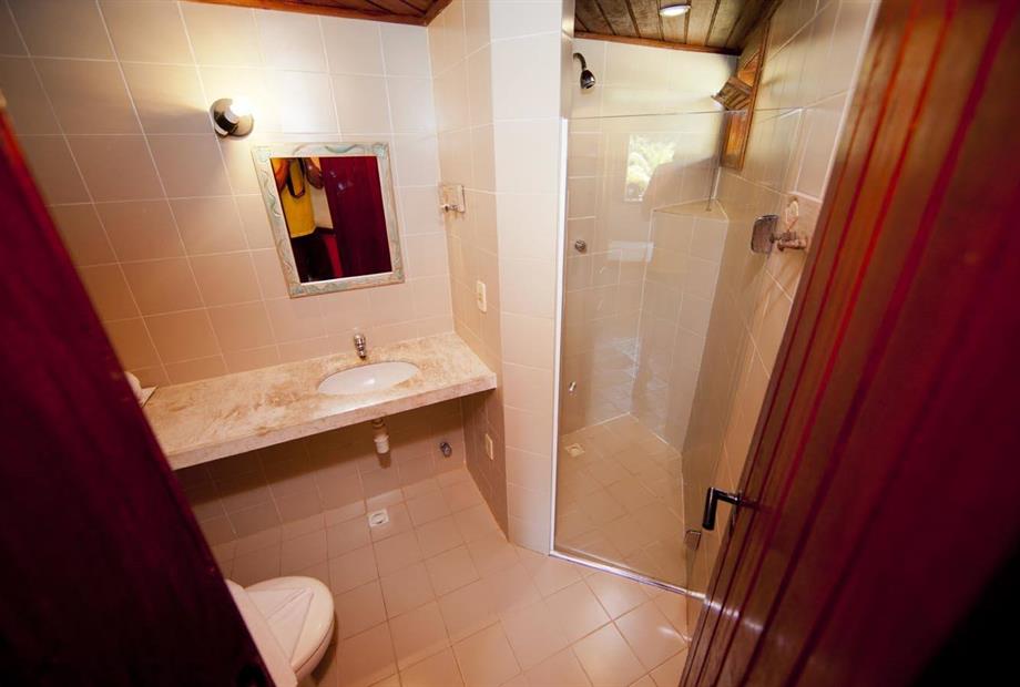 escolhida - banheiro apto quadruplo - foto 1.jpg