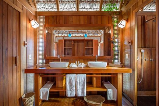 lodges 01 grande.jpeg