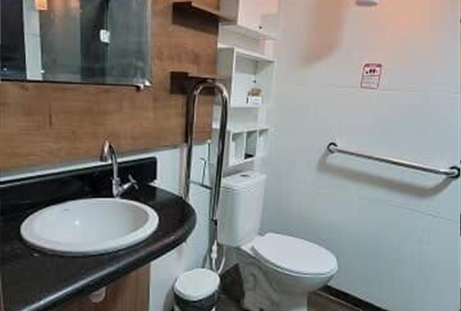 101 - banheiro (2).jpg