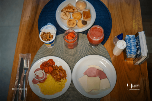 omnibees (640 x 480 px) (7).png