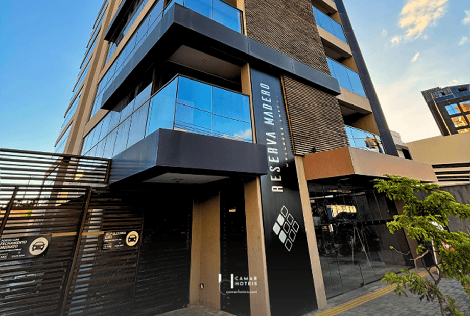 omnibees (640 x 480 px) (3).png