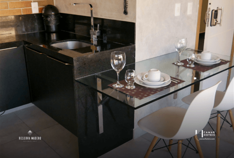 omnibees (640 x 480 px) (17).png