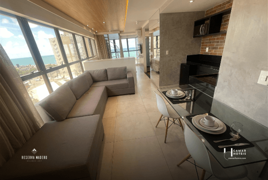 omnibees (640 x 480 px) (1).png