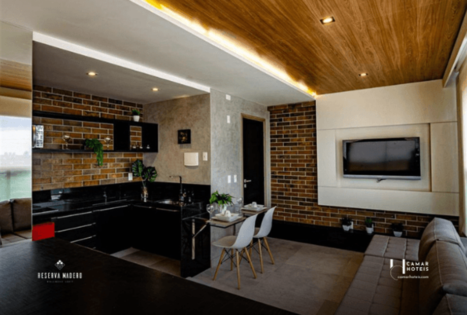 omnibees (640 x 480 px) (8).png