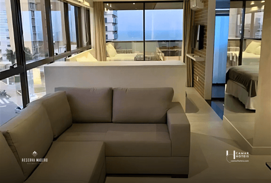 omnibees (640 x 480 px) (21).png