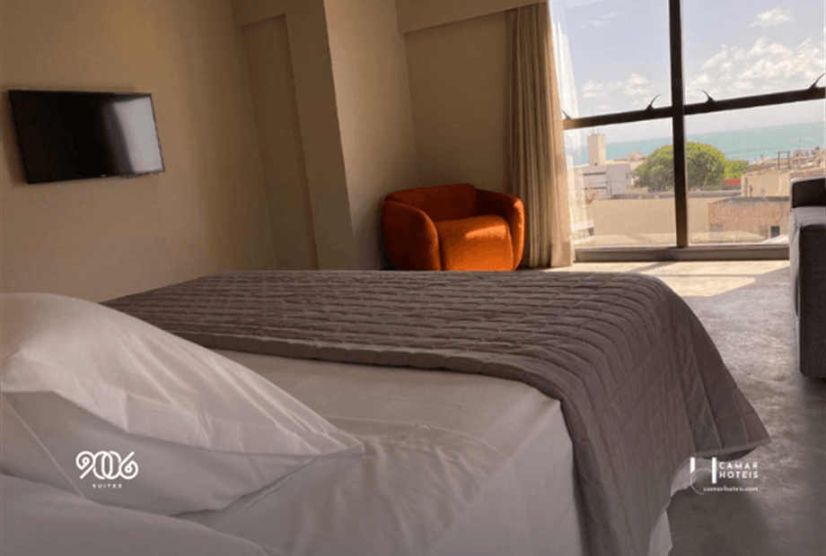 omnibees (640 x 480 px) (1).png