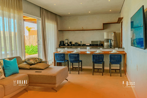 omnibees (640 x 480 px) (34).png