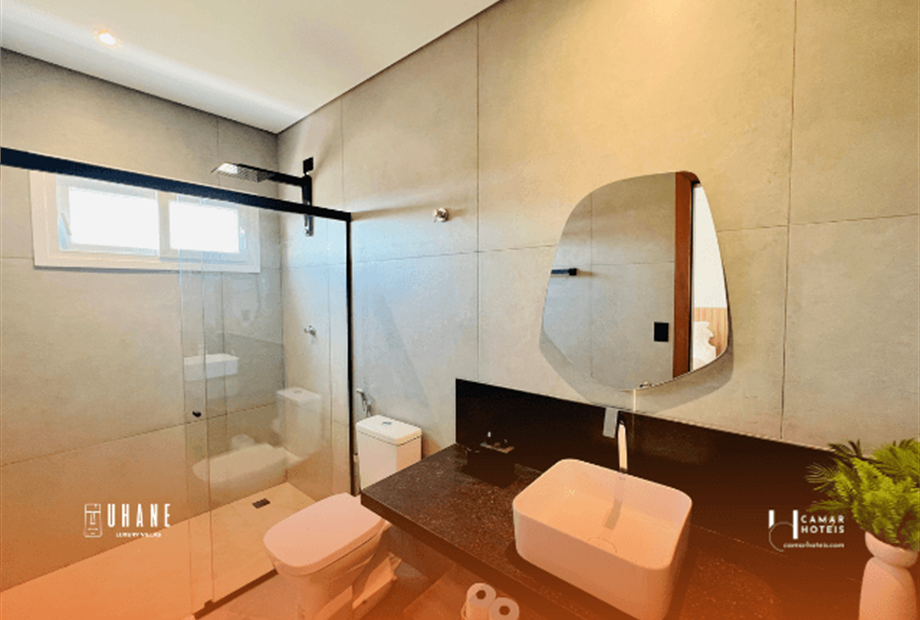 omnibees (640 x 480 px) (9).png