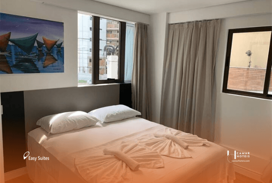 omnibees (640 x 480 px).png