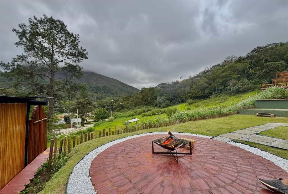 whatsapp image 2025-12-04 at 18.55.09 (1).jpeg