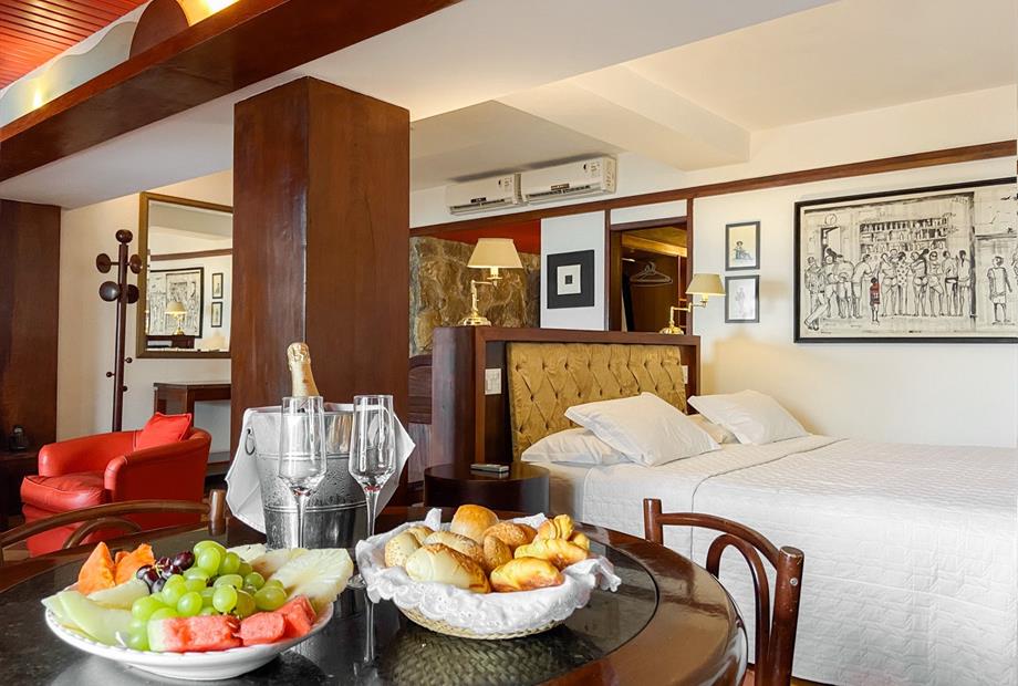 mesa de jantar 1.jpg