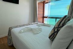 Suíte com Varanda Frente Mar