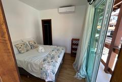 Suíte com Varanda Vista Rua