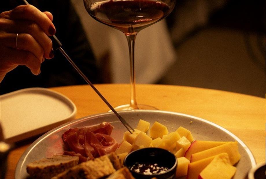 whatsapp image 2024-08-29 at 13.43.49 (1).jpeg