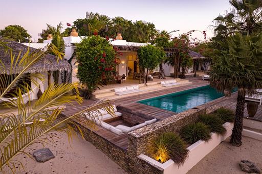 whatsapp image 2024-08-27 at 12.03.36 (9).jpeg