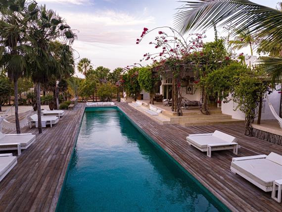 whatsapp image 2024-08-27 at 12.03.36 (8).jpeg