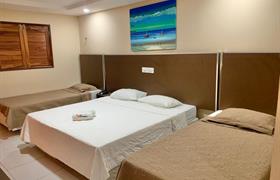 Luxo Superior Quadruplo do Hotel Costa Atlântico
