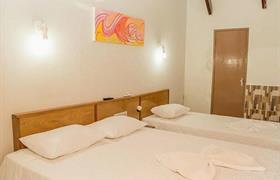 Standard Triplo do Hotel Costa Atlântico