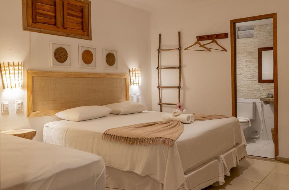 quarto 103 banheiro aberto.jpg