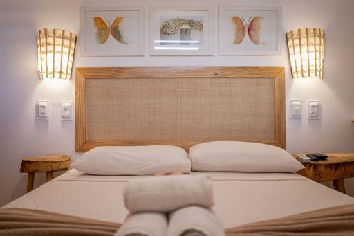 quarto 209 close cama.jpg