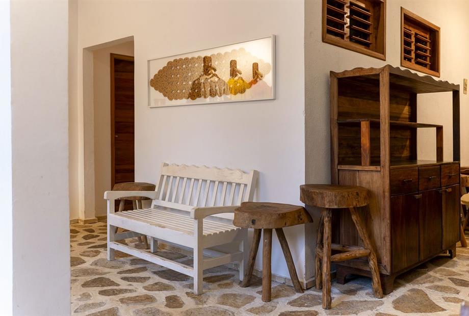 banco recepção e armário café.jpg